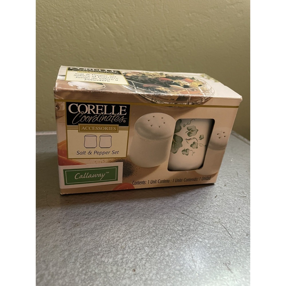 Corelle Vintage Callaway Ivy Salt Pepper Shakers EUC 3.25" tall, 2.5" wide